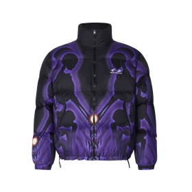 Современная Made Extreme куртка черного цвета с фиолетовым рисунком