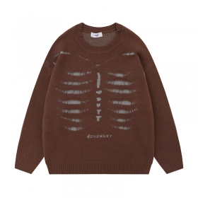 Коричневый модный свитер бренда THINKER с серыми костями