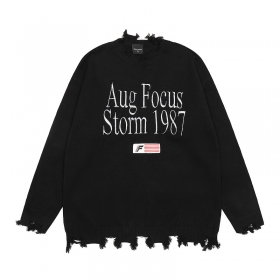 Эксклюзивная модель свитера Focus Storm черного цвета