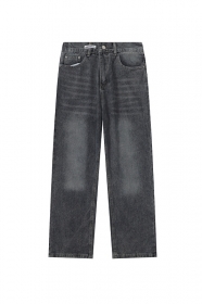 Легкие джинсы от бренда DYCN с потертостями и карманами