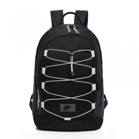 Текстильный чёрный рюкзак Nike с эластичной шнуровкой