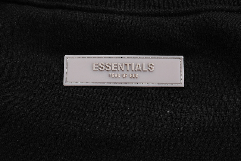 Черный свитшот essentials с цифрами "1977" на груди