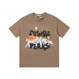 Хлопковая светло-коричневая Broken Planet футболка с принтом "Горы"