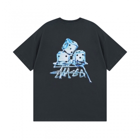 Темно-серая футболка STUSSY с изображением в виде кубиков льда