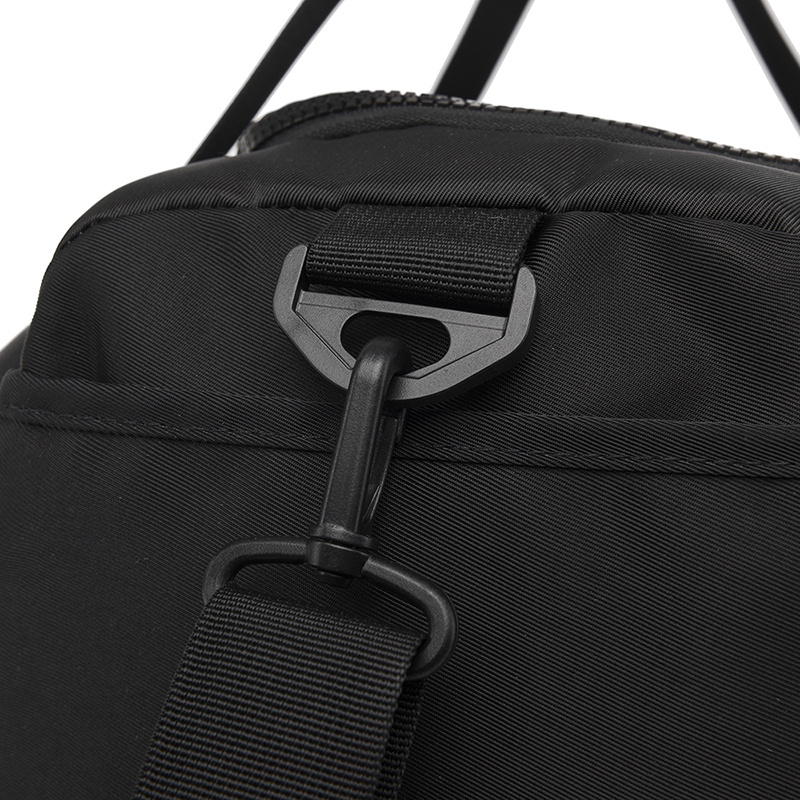 Nike спортивная чёрная сумка для спорта и отдыха с карманами снаружи