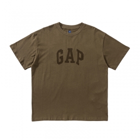 Базовая коричневая футболка YEEZY x GAP с логотипом на груди