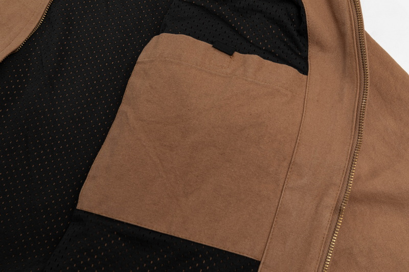 Светло-коричневая куртка Carhartt