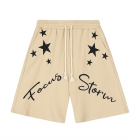 Бежевые трикотажные шорты от бренда Punch Line с принтом "Звёзды"