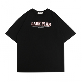 Стильная длинная чёрная футболка Dark Plan на каждый день
