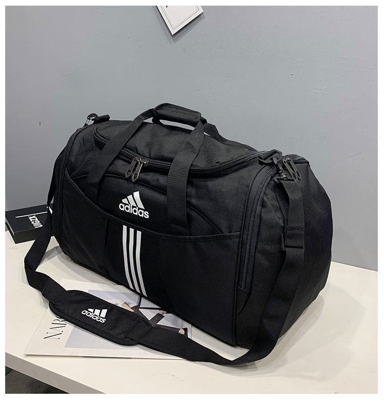Универсальная чёрная Adidas спортивная сумка через плечо
