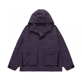 Трендовая тёмно-фиолетовая куртка INFLATION с компасом на рукаве