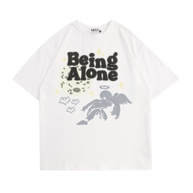 Базовая белая с надписью "Being Alone" футболка Dark Plan