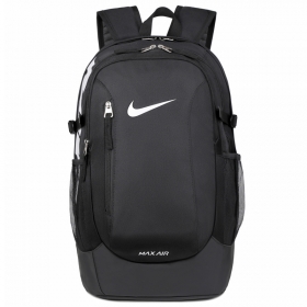 Рюкзак черного цвета Nike эффектный с брендовым логотипом