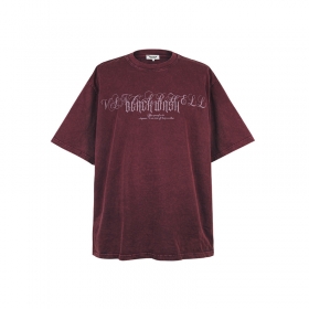 Комфортная бордовая футболка VANCARHELL с эластичной горловиной