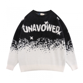 Практичный свитер THE UNAVOWED черно-белого цвета с надписью