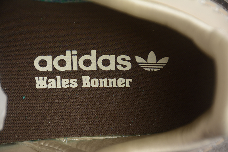 Кроссовки Wales Bonner x Adidas Originals Samba бежево-коричневые