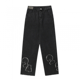 OVDY удобные джинсы черного цвета с нашитыми цифрами