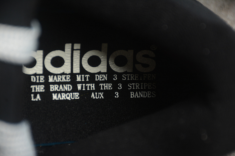 Чёрного-цвета с замшевыми накладками Adidas Adimatic кроссовки