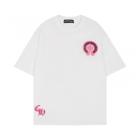 С розовым лого Chrome Hearts белая футболка выполнена из 100% хлопка