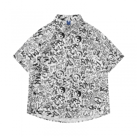 Рубашка с коротким рукавом TIDE EKU белого цвета заполненная надписями