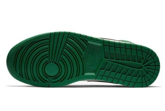 Зеленые с бежевым кроссовки Air Jordan Mid кожа