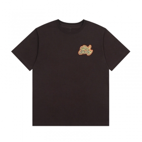 В темно-коричневых тонах футболка Cactus Jack с изображением "Завтрак"
