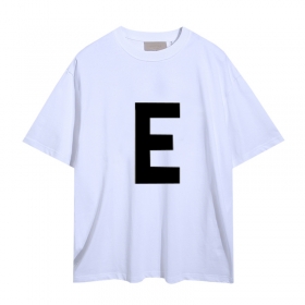 Стильная футболка Essentials FOG белого цвета с черной буквой Е