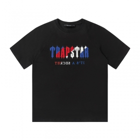 Футболка Trapstar чёрная с цветным логотипом на груди