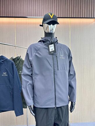 Стильная синяя с флисовым утеплителем куртка Arcteryx свободного кроя