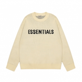 Молочный брендовый свитер ESSENTIALS FOG с округлым вырезом