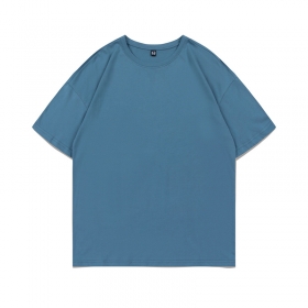 Повседневная модель футболки в темно-синем цвете UT&UT