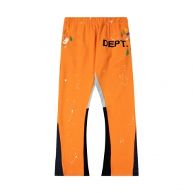 Стильные спортивные оранжевого-цвета спортивки с лого Gallery Dept