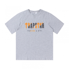 Серая футболка  с логотипом на груди Trapstar 100% хлопок