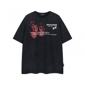 Базовая футболка с принтом отпечатков SPECTRA VISION черного цвета