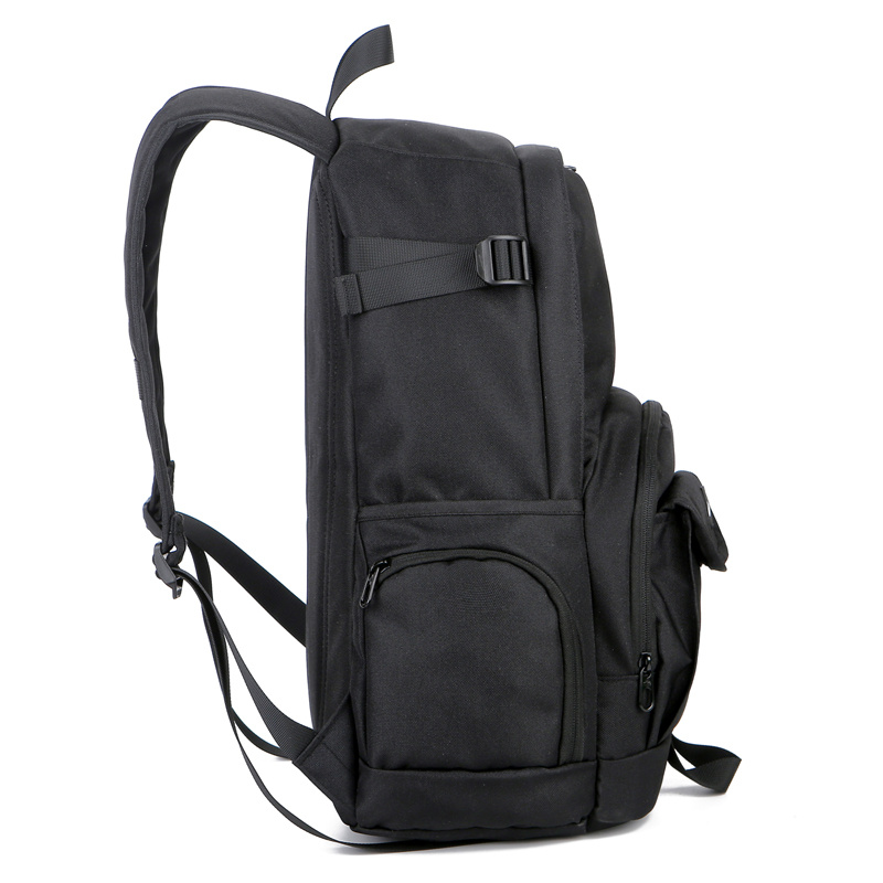 Чёрный рюкзак Nike на реверсивной молнии с боковыми карманами