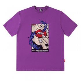 Стильная фиолетовая футболка MAXWDF свободного кроя