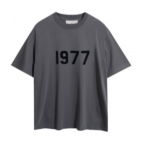 Базовая Essentials FOG серая футболка "1977" свободного кроя