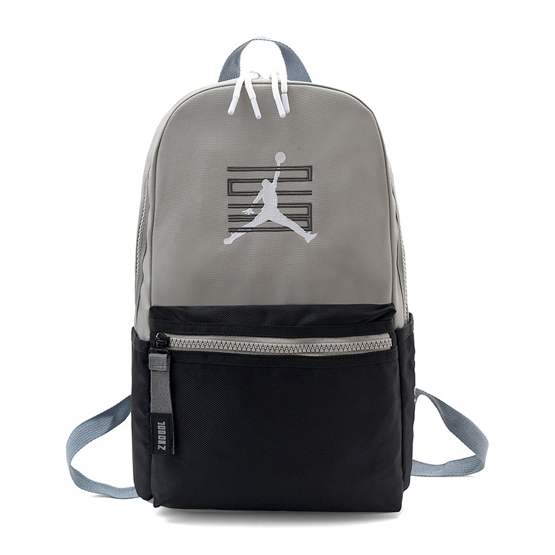 Стильный серо-чёрный рюкзак Nike Jordan с белым логотипом
