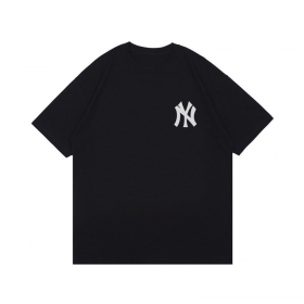 Классическая чёрная из натурального хлопка с лого NY футболка
