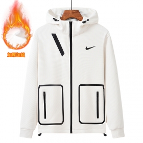 Белая куртка с капюшоном на эластичный затяжках от бренда Nike