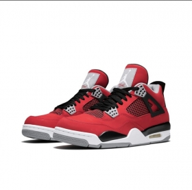 Красные кроссовки Air Jordan 4 