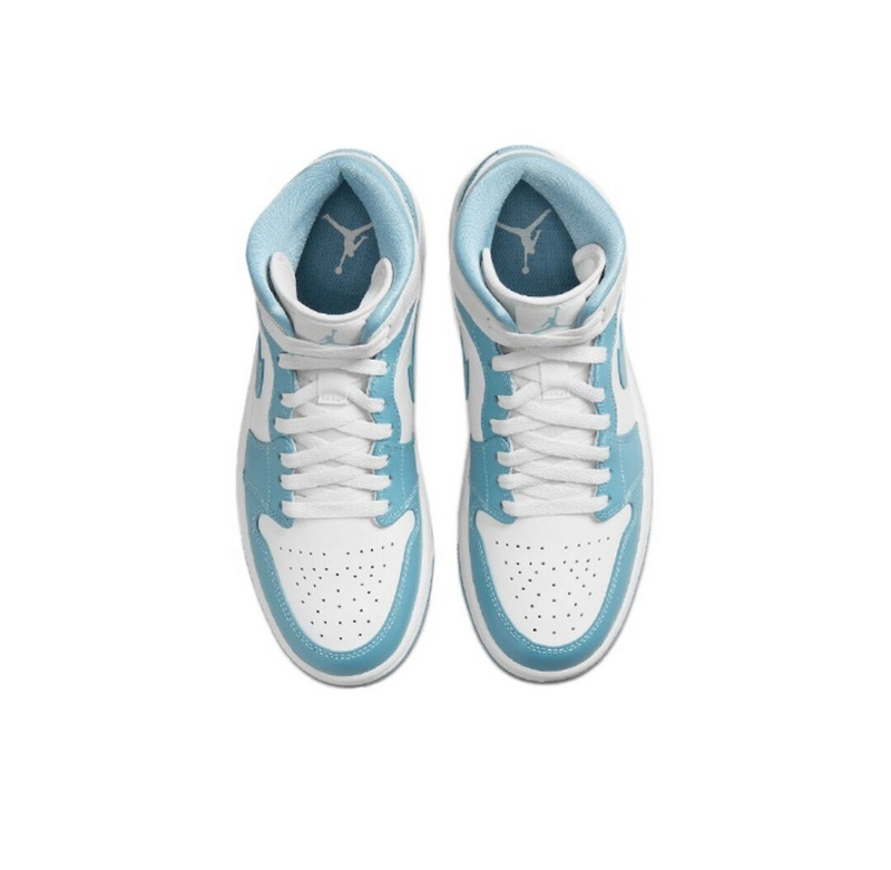 Голубые с белым кроссовки Air Jordan Mid кожа