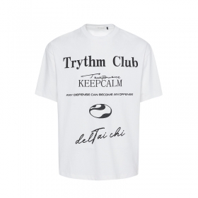 Из 100% хлопка белая универсальная с надписью от Rhythm Club футболка