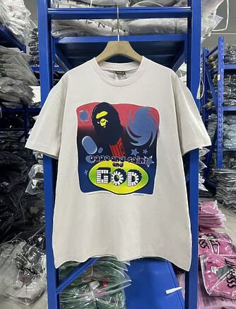 Saint Michael футболка в белом цвете с ярким принтом на груди