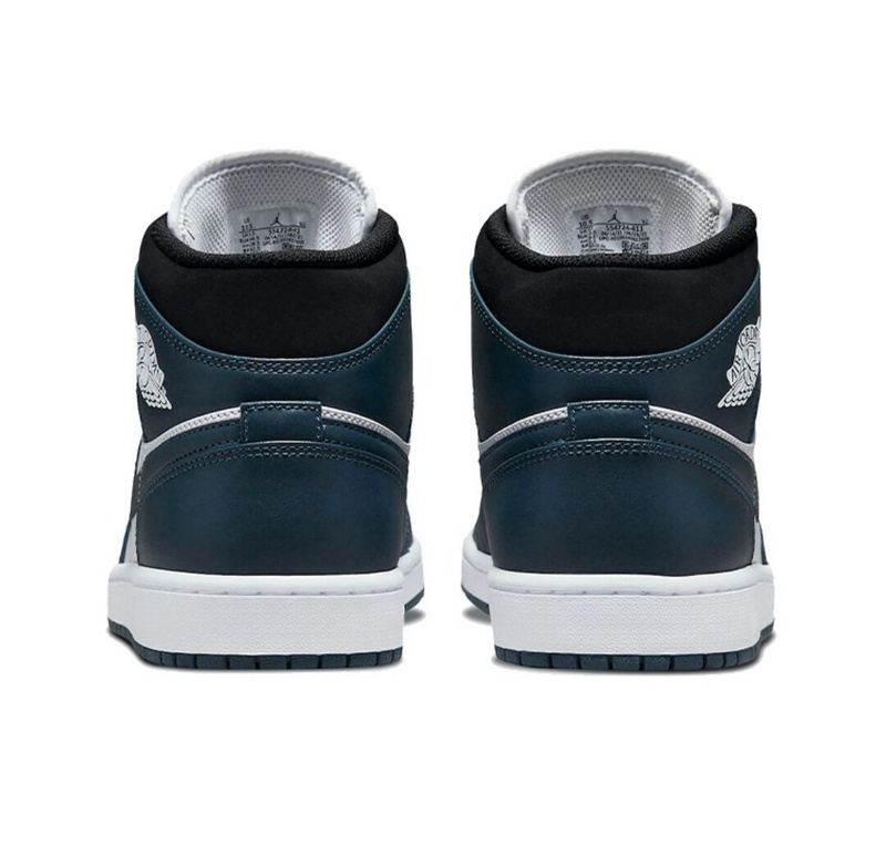 Синие с белым кроссовки Air Jordan Mid кожа