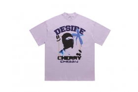 Сиреневая футболка с принтом "DESIRE CHERRY" на груди