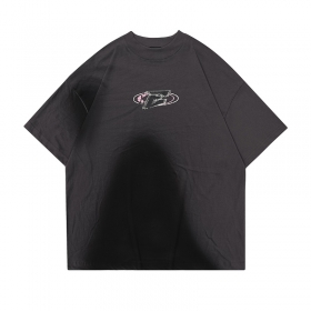 Удлинённая тёмно-серая футболка со спущенными рукавами от OVDY