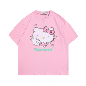 Стильная розовая футболка THE UNAVOWED с рисунком - Хеллоу Китти