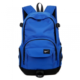 Синий спортивный рюкзак Nike с удобной ручкой для переноски в руках