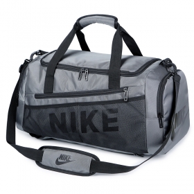 Серебряная Nike сумка-сумка спортивная 2в1 с креплением на чемодан